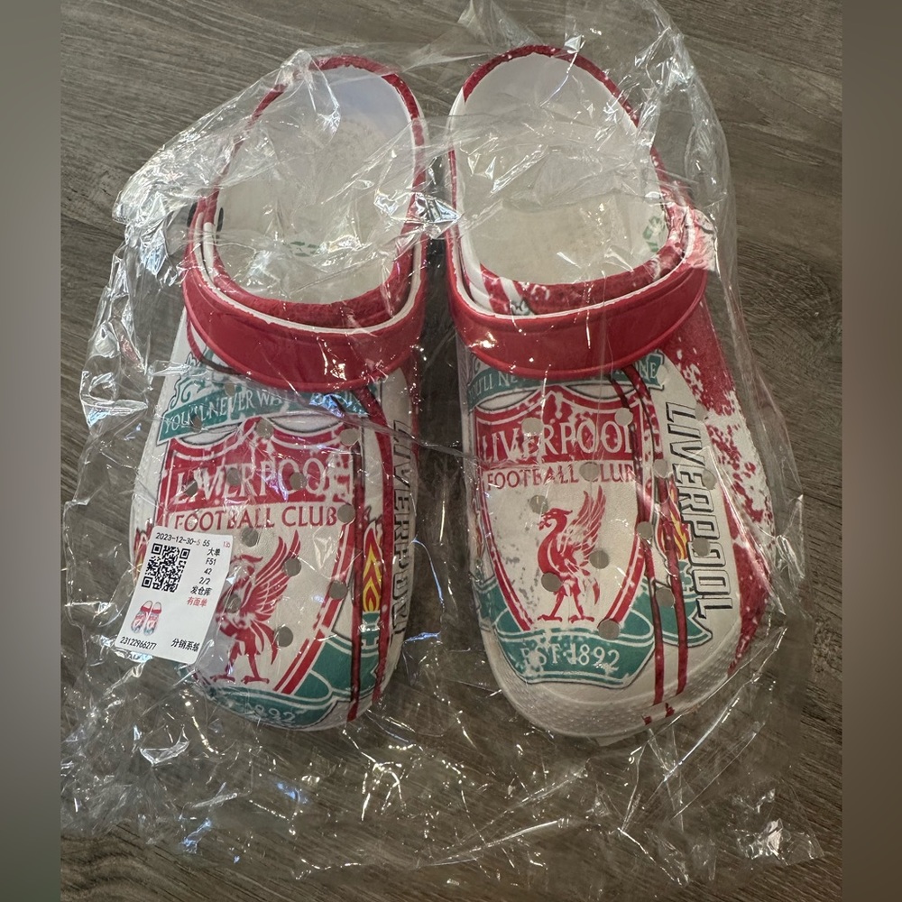 Liverpool Crocs. New in packaging size 42 =9.5